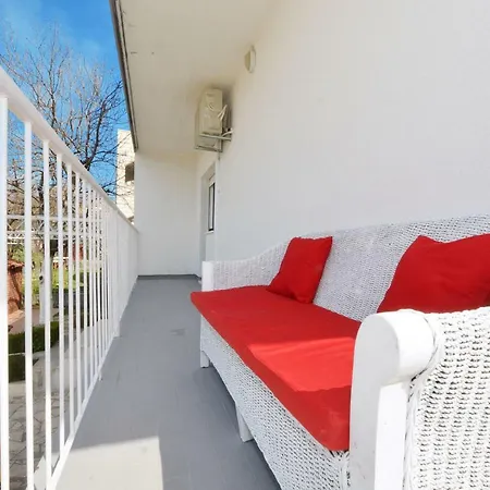 Pavka Apartman شقة سبليت